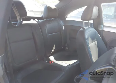 2012 Volkswagen Beetle 2.5L from USA, damaged, VIN 3VWJX7AT4CM648571